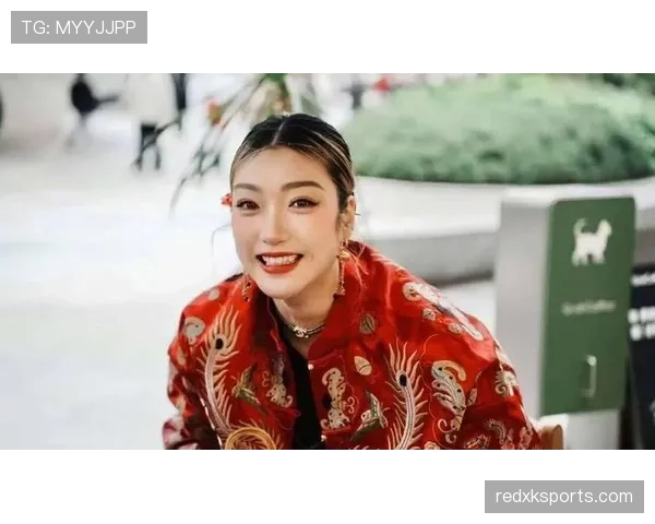 李梦训练完直接拎爱马仕去火锅店,这姐的自律和放纵是两套系统? 李梦训练完直接拎爱马仕去火锅店,这姐的自律和放纵是两套系统?